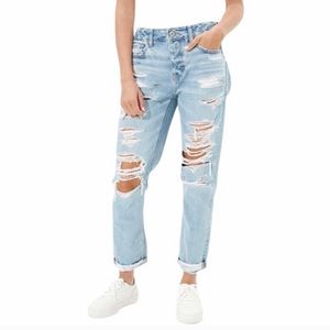 American Eagle Outfitters highrise distressed jean
